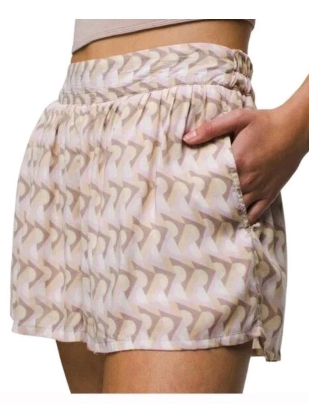Prana Womens Medium Iguala Shorts Willow Retro Geometric Pastel Coquette Tencel
